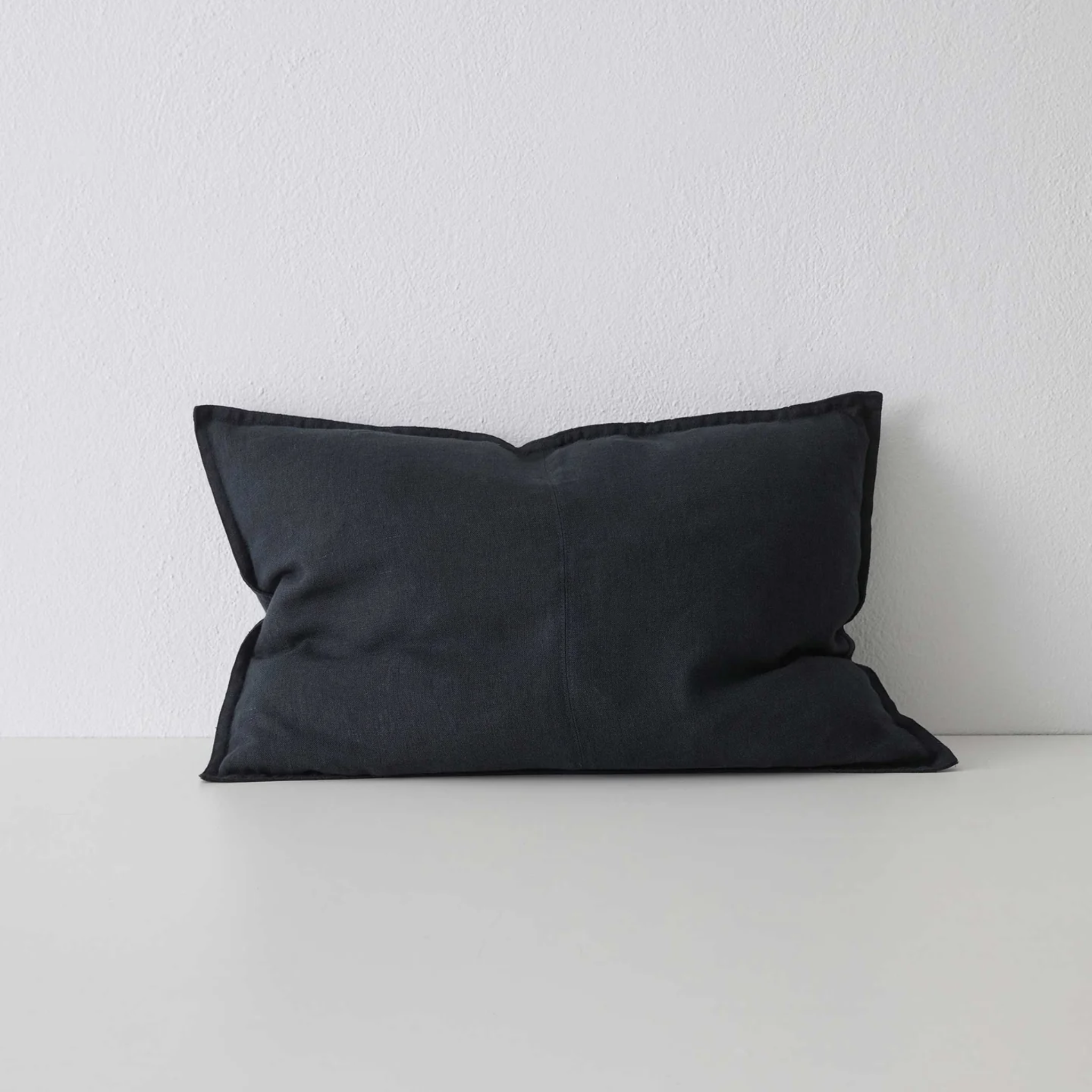 COMO CUSHION - SHADOW
