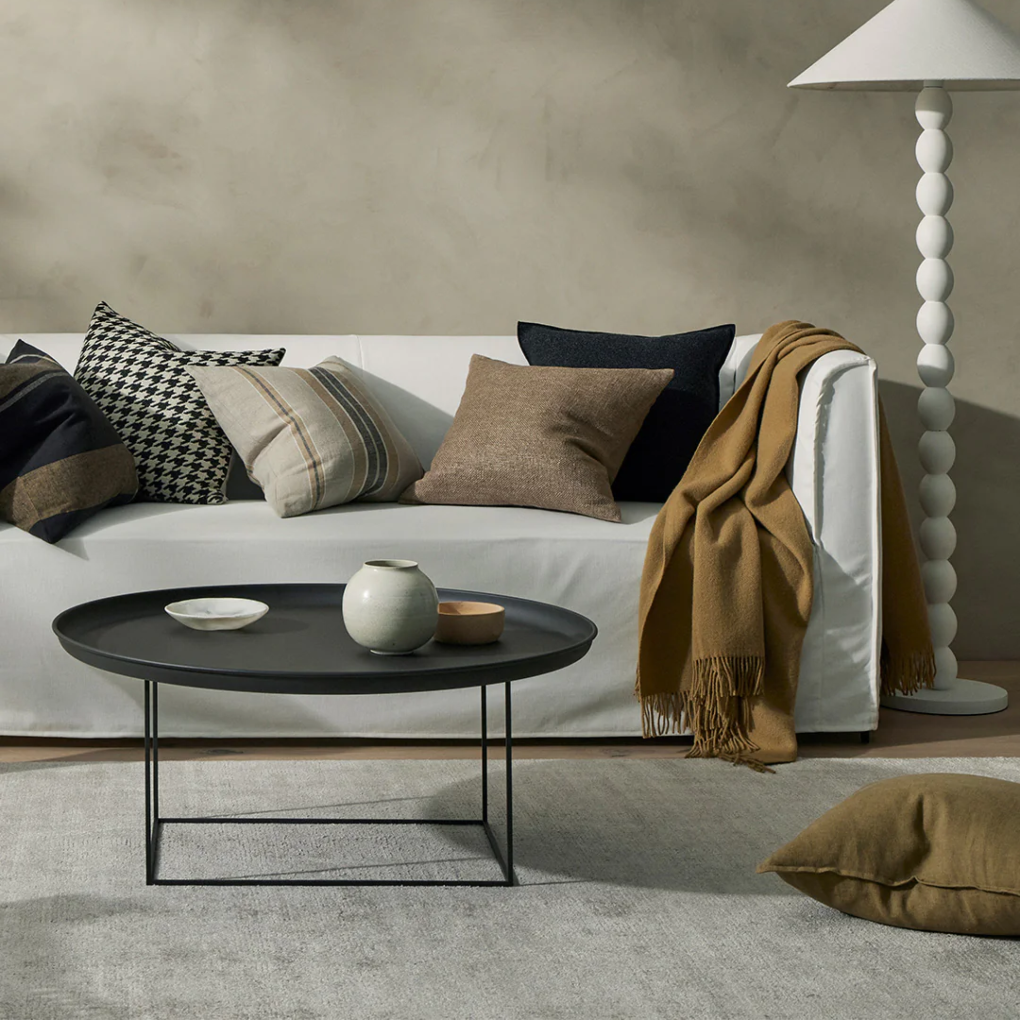 GIOVANNI CUSHION - MIDNIGHT